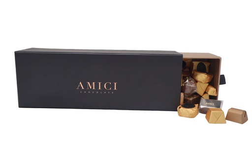 [777] علب شوكولا  Amici  مغلف نصف 1/2 كيلو 